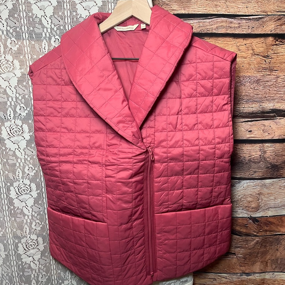 Soft Surroundings Daybreaker Lightweight Quilted Vest - Picture 4 of 11
